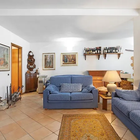 La Torre アパート アルコラ